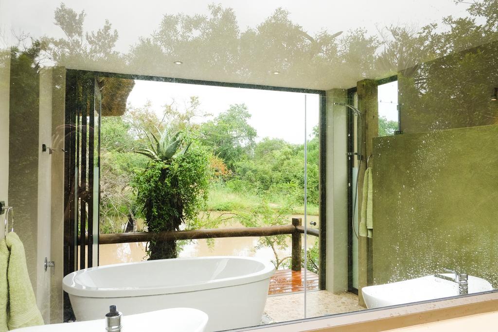 Cheetah Paw Eco Lodge Guernsey Nature Reserve Room photo